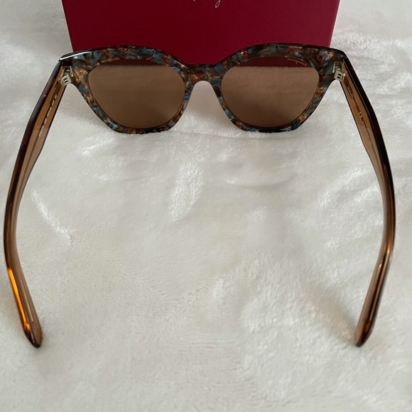 Salvatore Ferragamo Modified Cat Eye Sunglasses - Picture 3 of 9